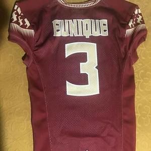 Meet your Posher, Tandra